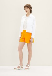 TOM TAILOR DENIM FLUENT TEE - T-Shirt basic - cloud off white