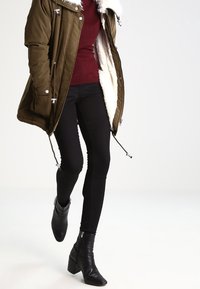 Even&Odd Parka - khaki