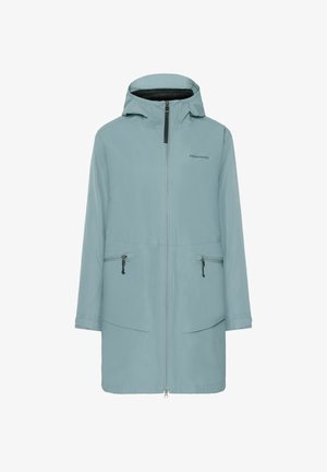 Jasnoniebieska kurtka przeciwdeszczowa z kapturem, zapinana z przodu na zamek, z dwoma zapinanymi na zamek kieszeniami oraz logo marki na piersi.