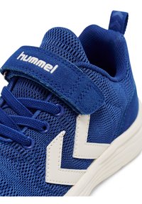Hummel PACE  błękit królewski