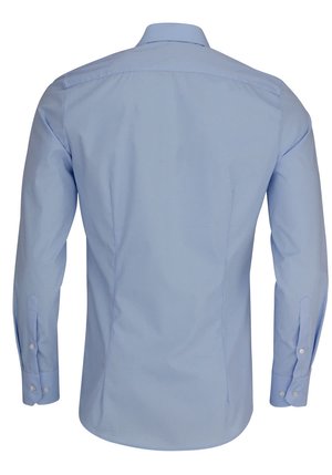 Helles blaues Langarmhemd mit Button-Down-Kragen, das eine glatte Textur und eine taillierte Passform hat, mit weißen Knopfdetails.
