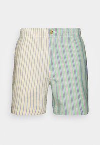 Pantalones cortos a rayas multicolores con secciones amarillas y verdes, y rayas verticales en lavanda, rosa y gris. Cintura elástica, cierre botón.