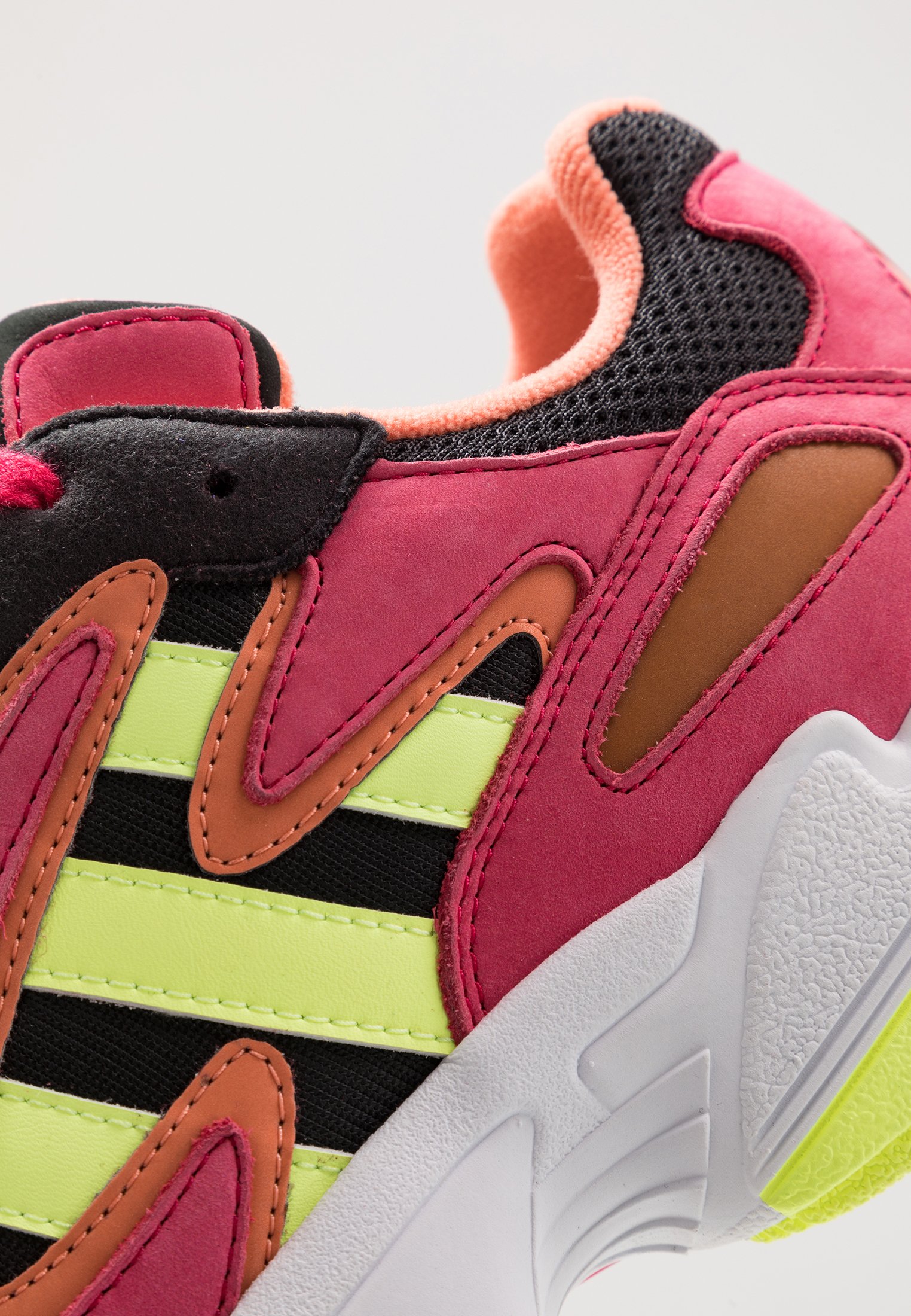 adidas torsion pink and black