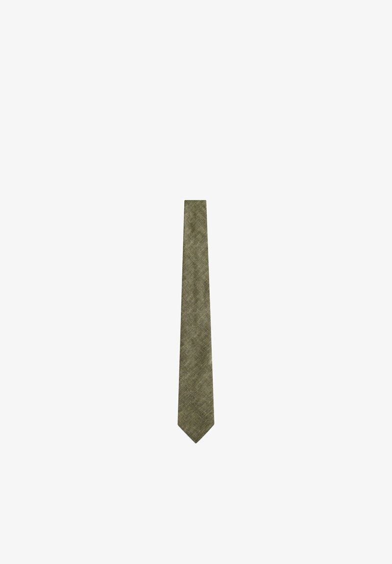 Cravate vert olive avec un motif en chevrons texturé. Design slim avec une pointe, fabriquée à partir d'un tissu doux et léger.