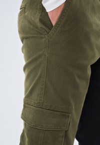 Pier One Cargobroek - khaki