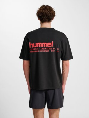 Hummel HIIT S/S - T-shirt print - black