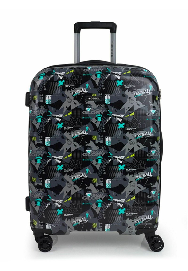 Valigia nera con ruote caratterizzata da un design grafico con motivi calcistici in tonalità teal, grigio e giallo. Realizzata in materiale durevole con una superficie texturizzata.