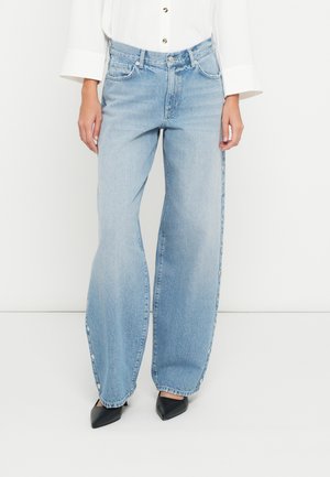 ONLGIANNA - Jeans baggy - light medium blue denim