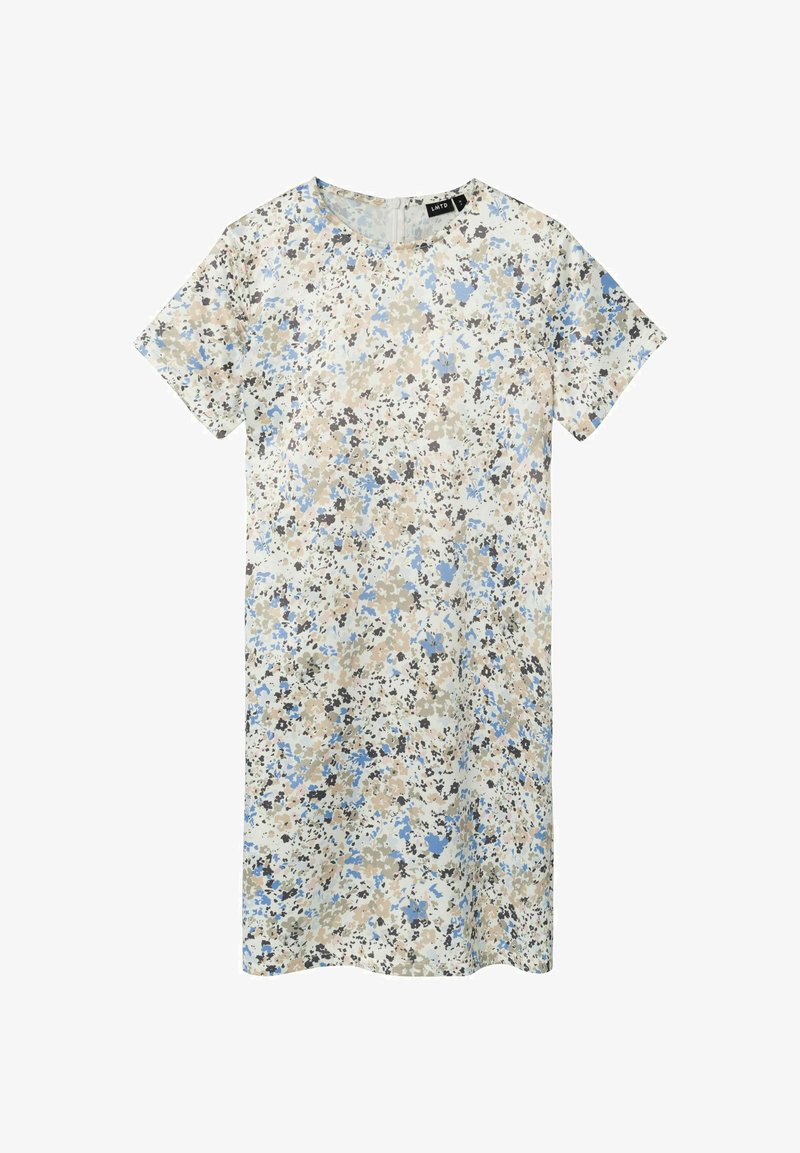 Rövidujjú, könnyű anyagból készült ruha, amely kék, barna és krémszínű foltos mintázattal rendelkezik, kerek nyakkivágással és laza fazonnal.