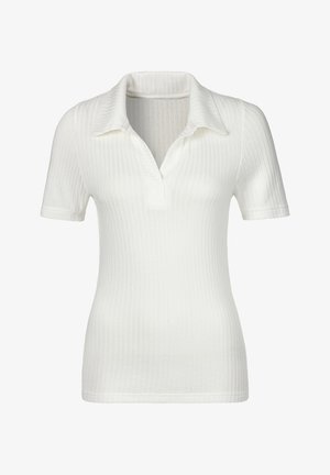 Polo blanc à manches courtes en maille côtelée avec col rabattable et ouverture en V.