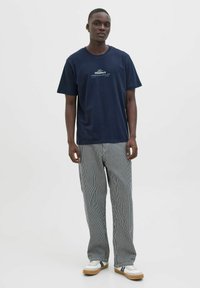 Jack & Jones - T-shirt z nadrukiem