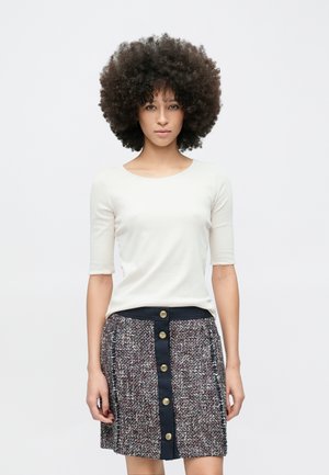 Basic póló - magnolia