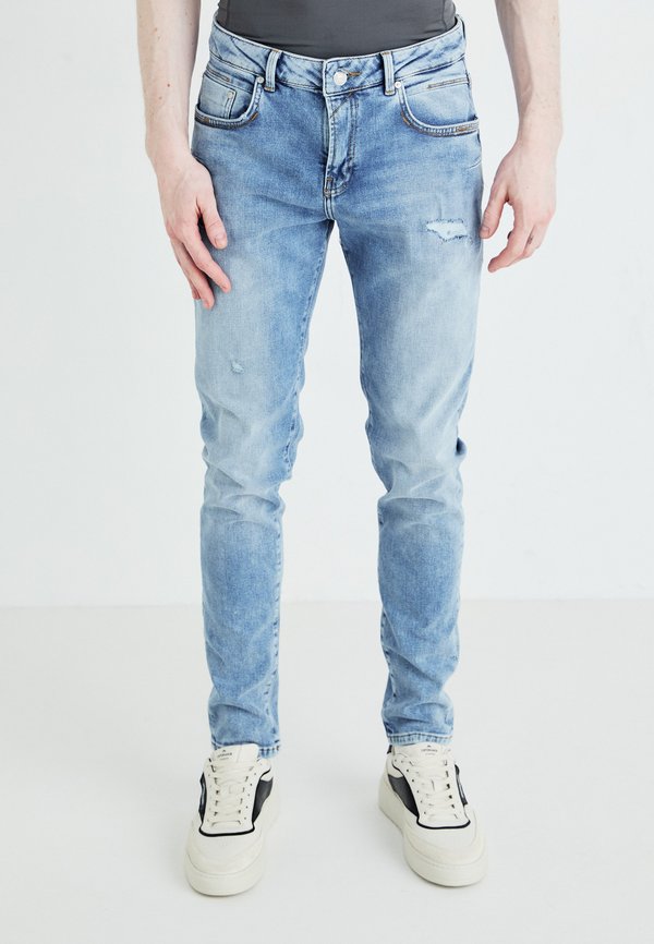 SERVANDO MID RISE - Jeans Tapered Fit - zailor wash