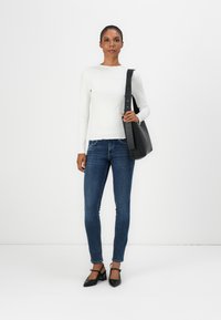 TOM TAILOR DENIM WITH FRILL EDGE - Longsleeve - off white