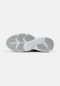 Fila SKYE ZP - Sneaker low - white/gold