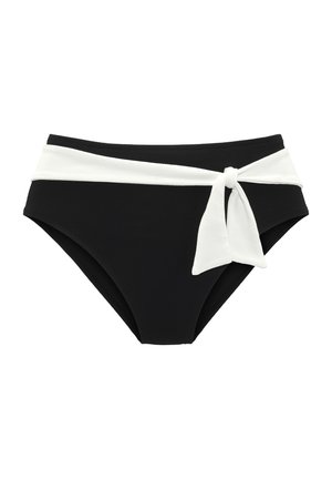 Schwarzer Bikinihose mit Struktur und einem breiten weißen Gürtel, der auf der rechten Seite zu einem Knoten gebunden ist.