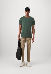 Samsøe Samsøe KRONOS  - T-shirt basique - darkest spruce