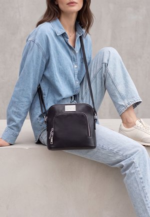 Vivisence, T0048 - Umhängetasche - black