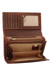 Braune Lederbrieftasche offen mit gestreiftem Stofffutter, mehreren Kartenfächern, durchsichtigem ID-Fenster, Reißverschlusstasche für Münzen und Fächern für Bargeld.