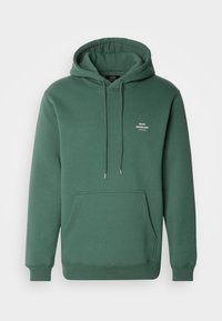 Unselected, duck green