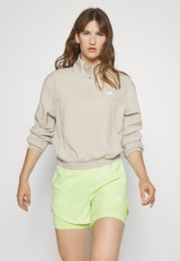 adidas Performance AEROREADY TRAIN ESSENTIALS QUARTER ZIP - Treningsjakke - beige/white