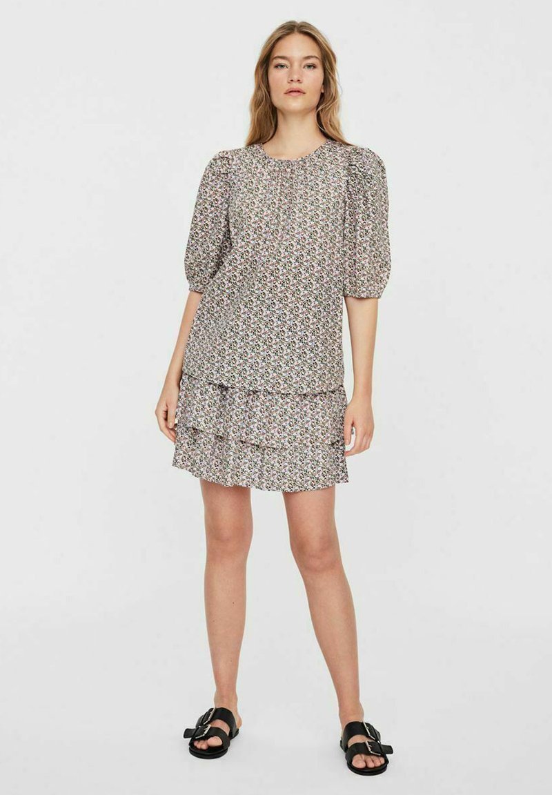 Damen T-Shirts | Vero Moda Bluse pastel lilac/flieder - GP88528 Damen T-Shirts | Vero Moda Bluse pastel lilac/flieder - GP88528
