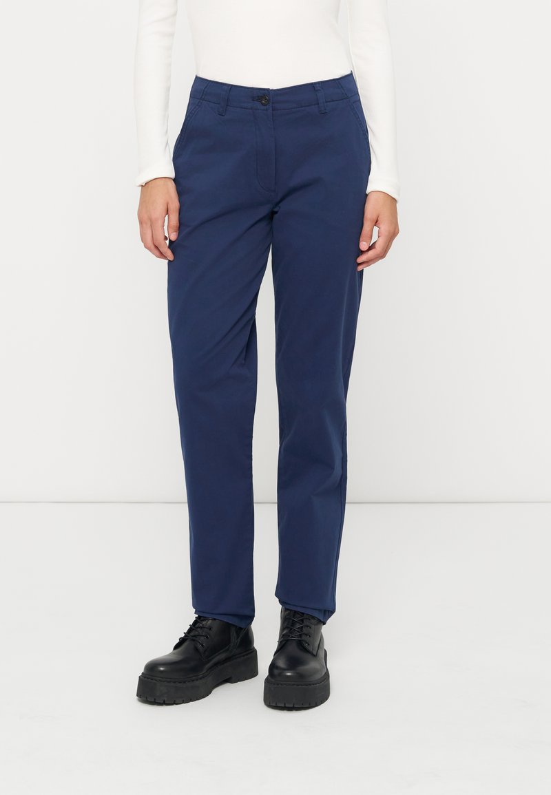 Pantalones chinos