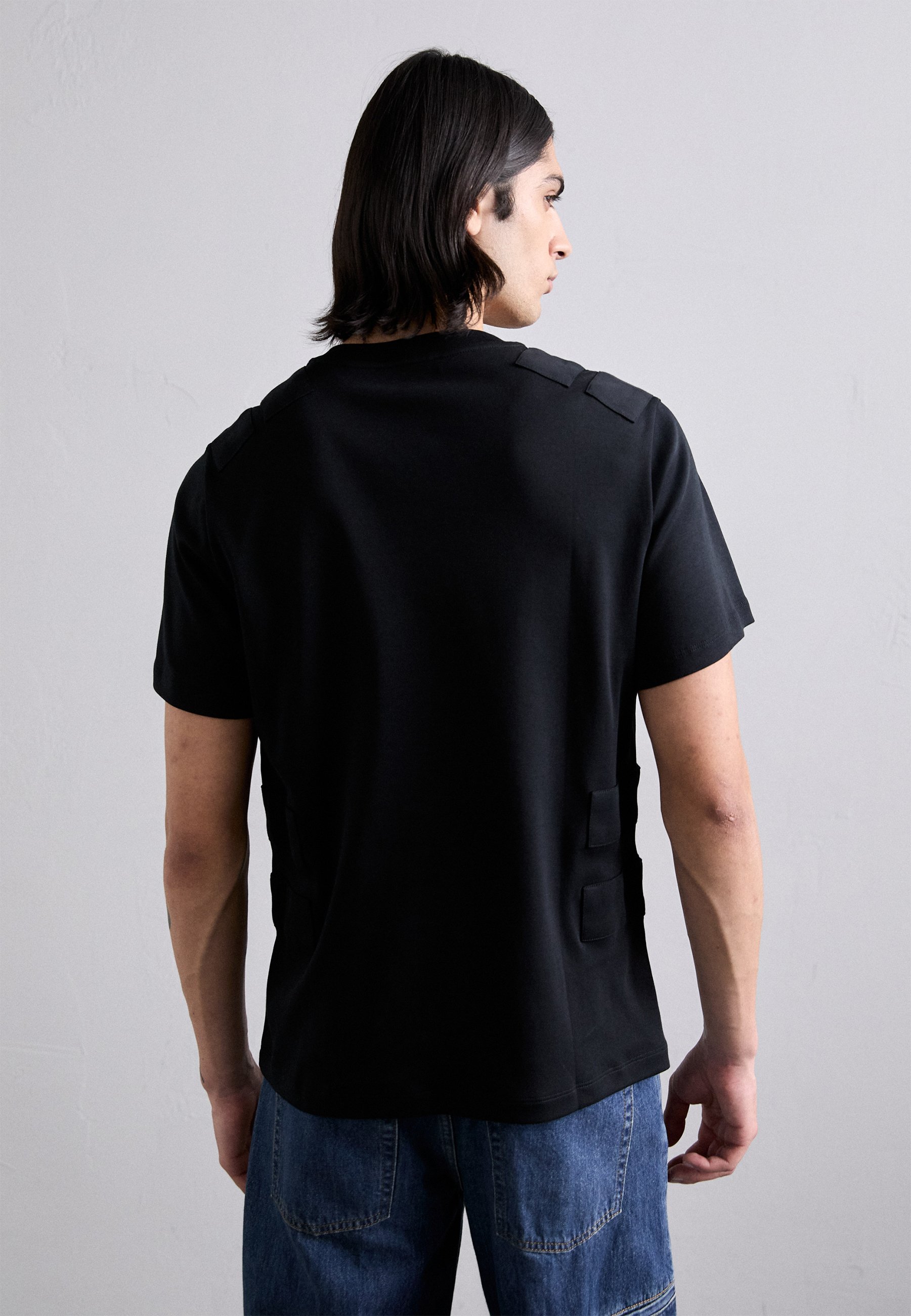 HELMUT LANG ブラック 半袖 Tシャツ 背中見せ HELMUT LANG ブラック 半袖 Tシャツ 背中見せ トップス