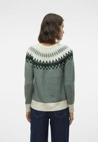 Vero Moda VMSIMONE NORDIC - Jersey de punto - balsam green