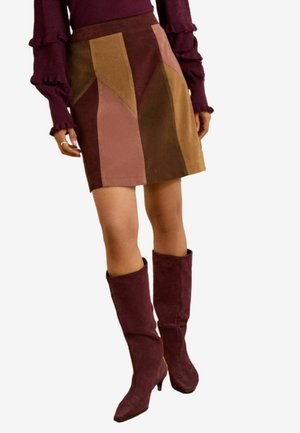 PETITE FIT - PATCHWORK  - A-lõikeline seelik - tan brown and pink