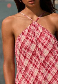 Next REGULAR FIT-HALTER NECK - Maksimekko - red white