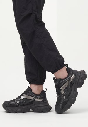 Buffalo, ZAYLA - Sneakers laag - black/silver