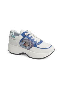 Sneaker with a white leather upper, blue accents, and a textured pattern. Features a round logo and chunky white sole. Laces in front.