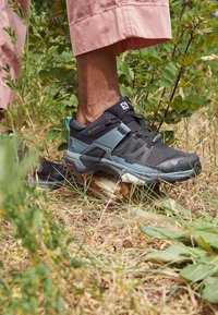 Selecionado, black/stormy weather/opal blue