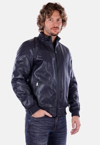 Markup Giacca in similpelle - blu