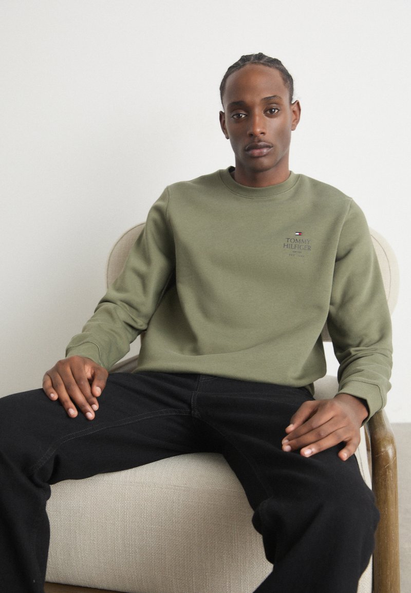 Tommy Hilfiger STACK - Melegítőfelső - green