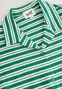 SELF - Blus - green