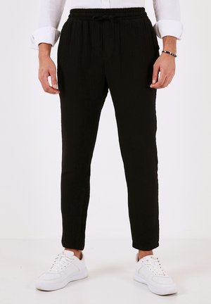 REGULAR FIT - Stoffhose - black