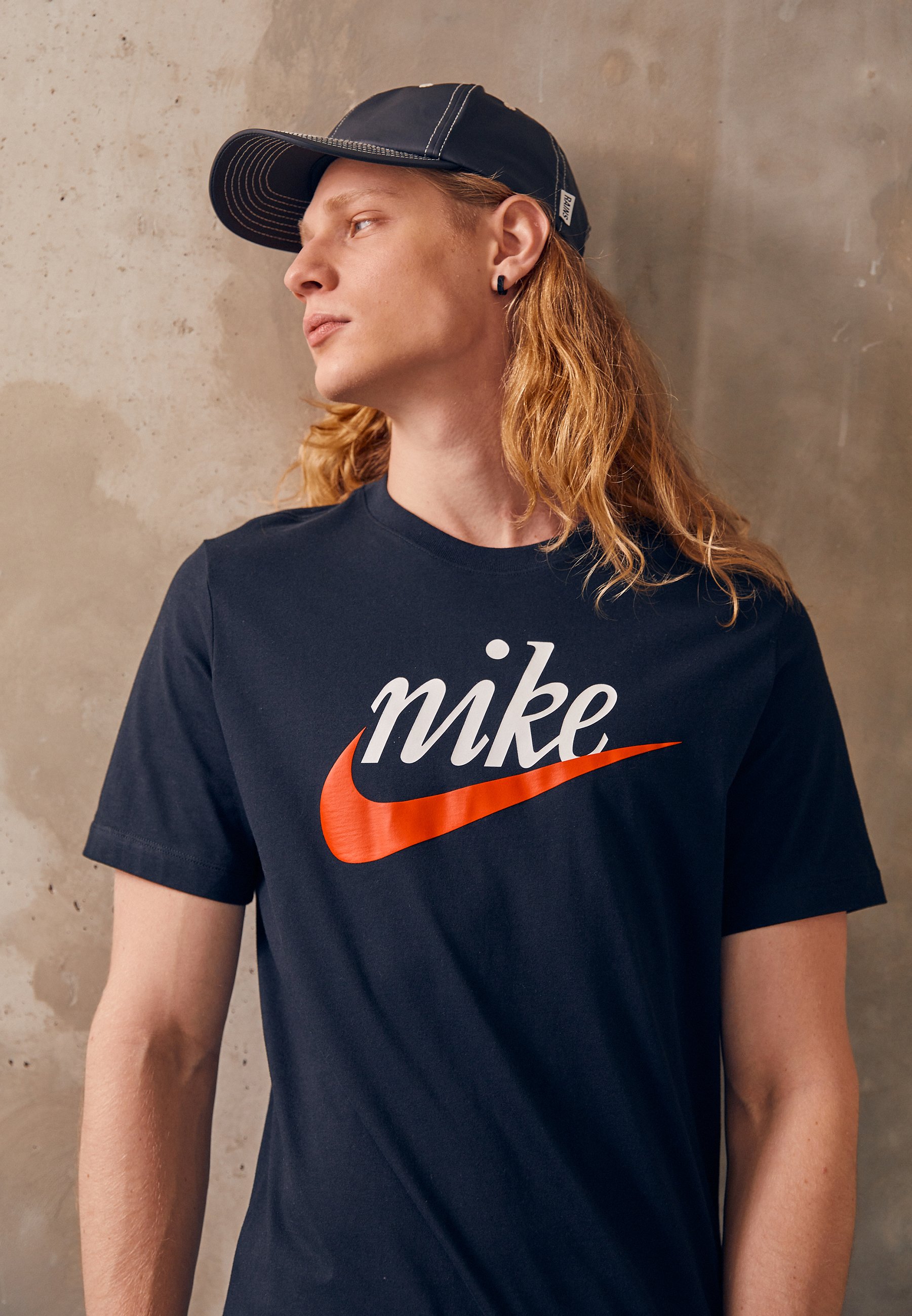 Ubuy Nike Tee Icon Futura Nike Sportswear TEE FUTURA Print T-shirt