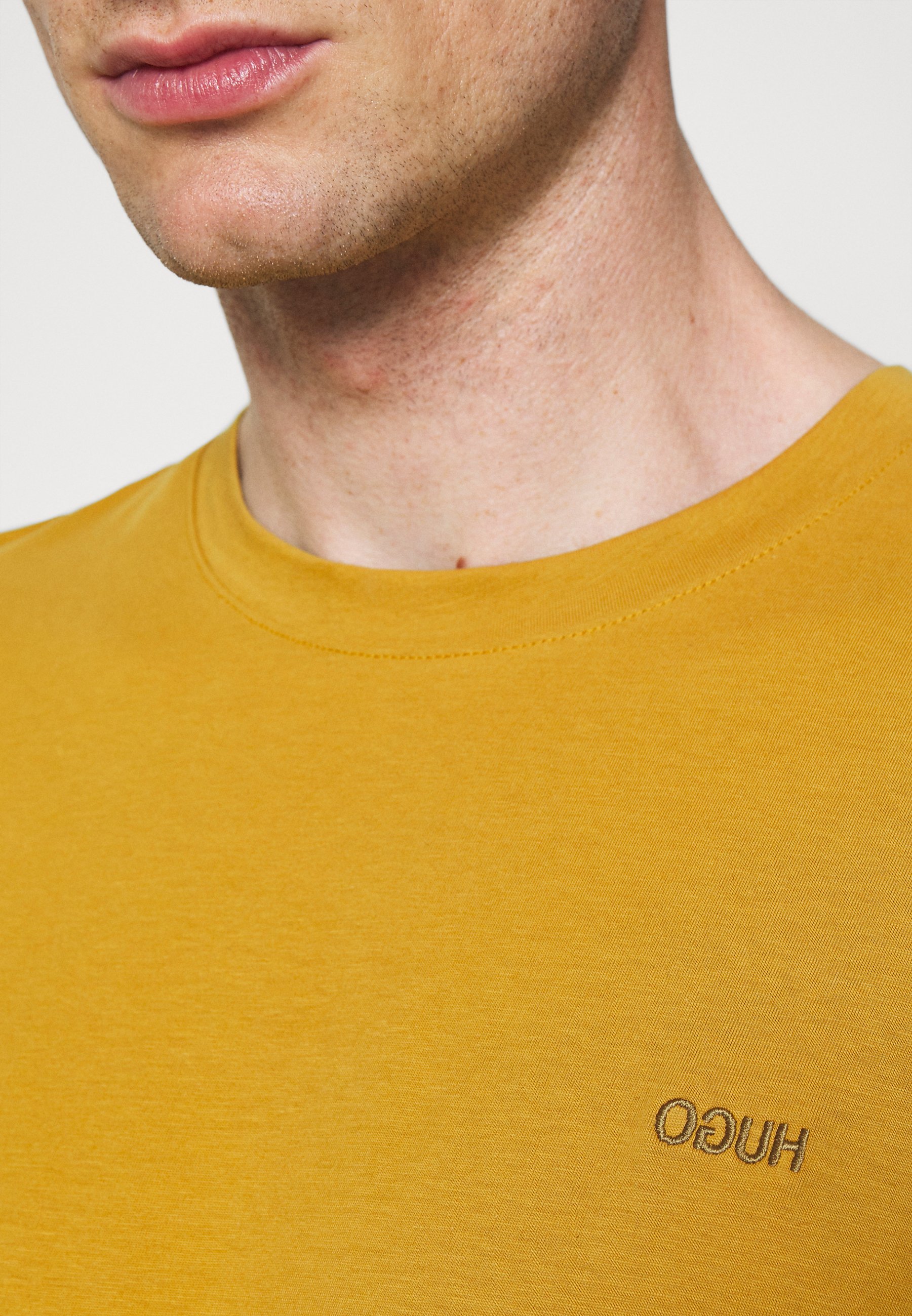 Homme DERO - T-shirt basique Homme DERO - T-shirt basique