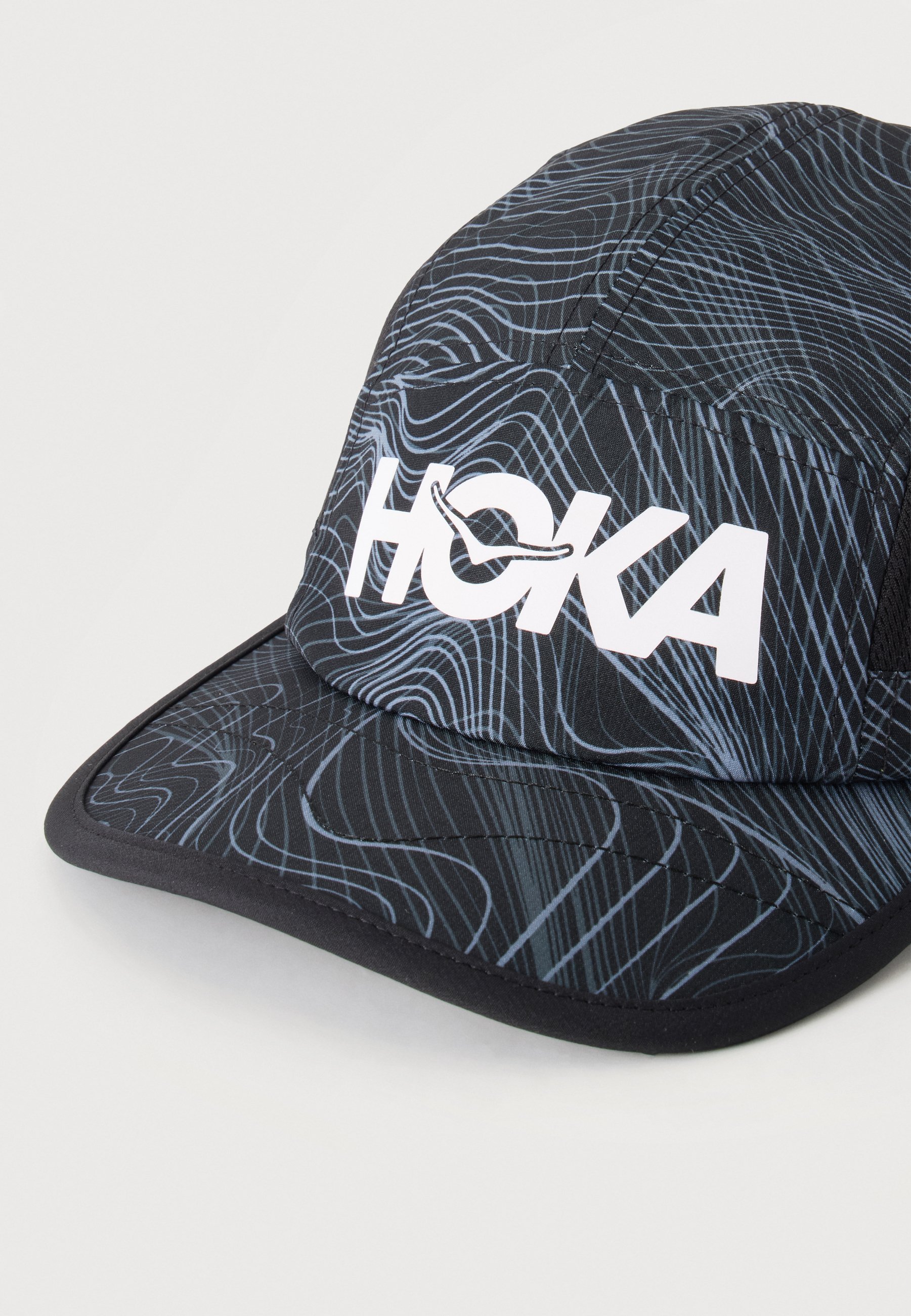 HOKA RUN HAT UNISEX - Pet - black/white/zwart - Zalando.nl