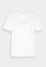 Marc O'Polo DENIM SHORTSLEEVE ROUNDNECK BASIC FIT WITH LOGO - Basic T ...
