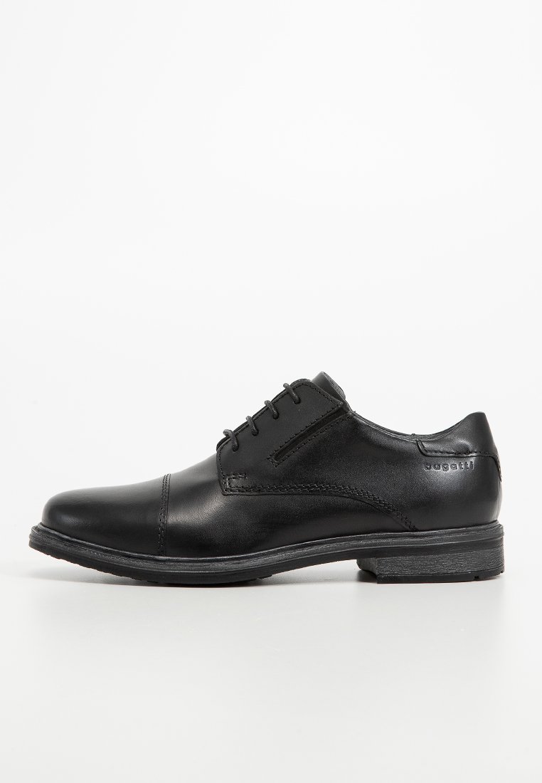 Chaussure habillée en cuir noir avec un bout rond, design à lacets, texture lisse et marquage discret sur le talon. Semelle en caoutchouc robuste.