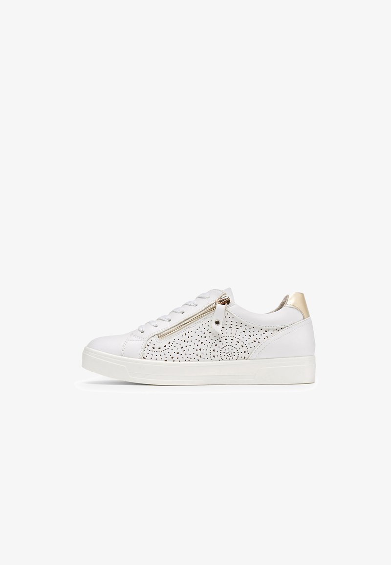 Fehér bőr sneaker perforált díszítéssel, arany kiegészítőkkel és oldalsó cipzárral. Kerek orrú, lapos talpú és fűzős kialakítású.