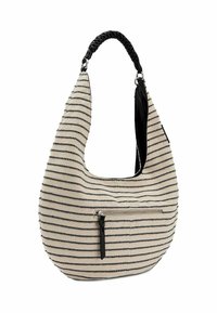 Sac en tissu rayé de forme courbe, avec des rayures noires et beiges. Comprend une anse tressée noire et une poche zippée sur le devant.