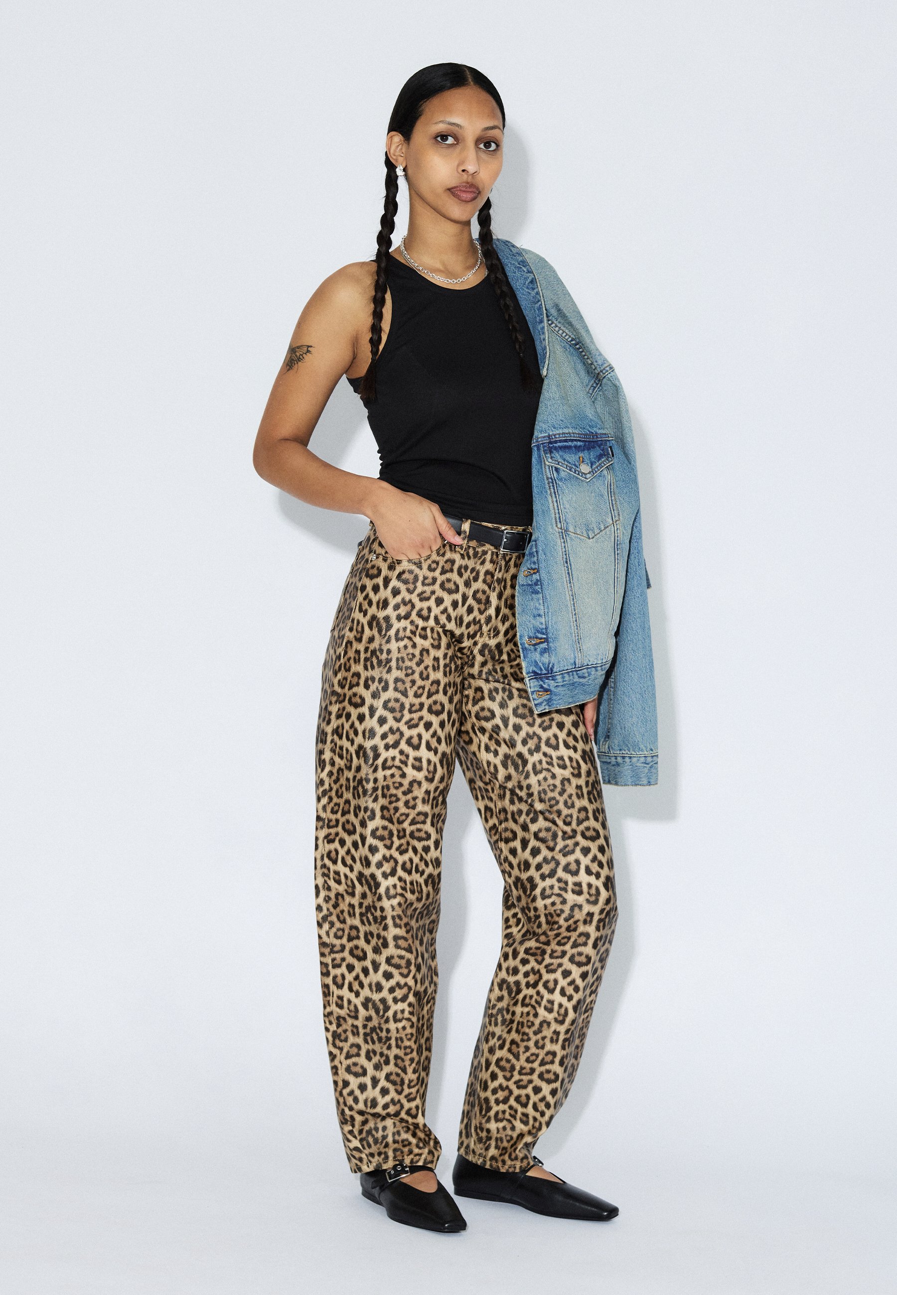 Jaded London SNOW LEOPARD PARACHUTE PANTS UNISEX - Cargohose
