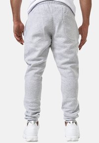 Elara Pantalones deportivos - grau