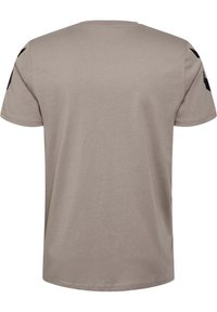 Hummel LEGACY CHEVRON  - T-shirts print - moon rock