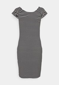 Robe ajustée à rayures noires et blanches, manches courtes type cape, encolure dégagée, tissu extensible, avec poches latérales.