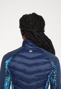 BIDI BADU DANIA TECH JACKET - Chaqueta de entrenamiento - dark blue/aqua